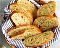 Pain à l'ail.jpg: Cliquez ici pour agrandir